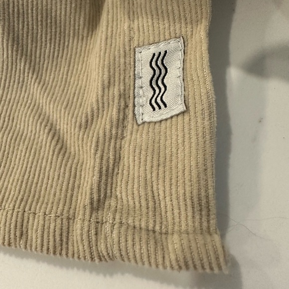 Surf & Swim Co. Explorer Overshirt Corduroy Cement Colour SZ M Button Front NWT - Picture 7 of 8